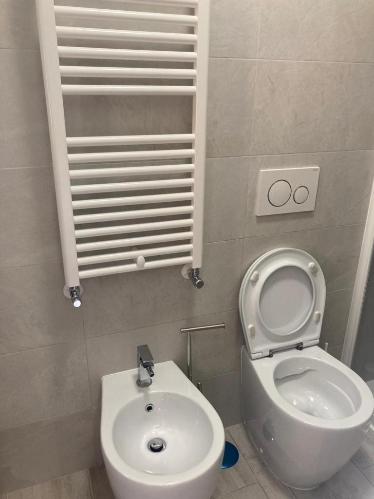 Colosseo Cozy Rooms B&B Rzym Zewnętrze zdjęcie