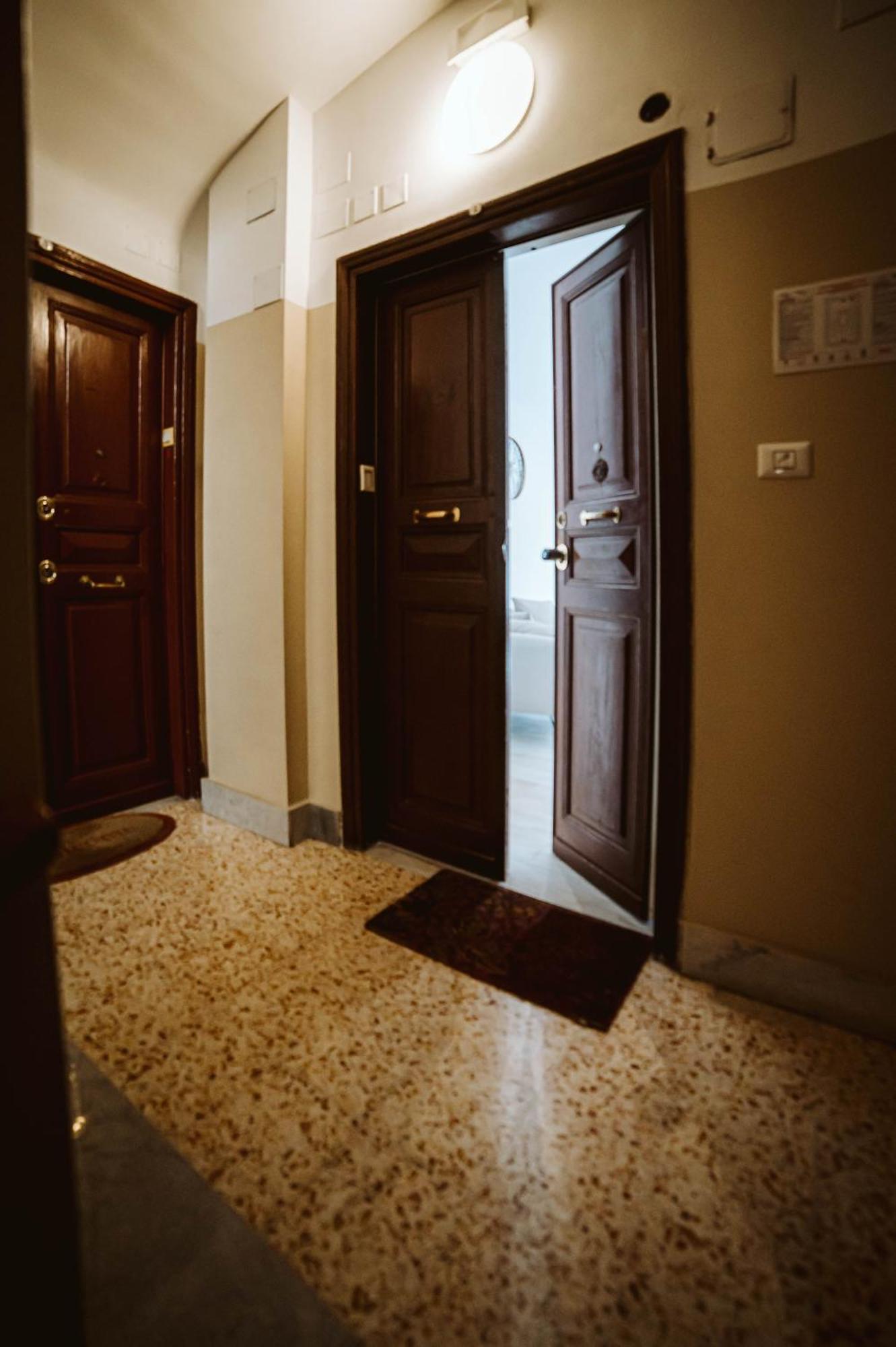 Colosseo Cozy Rooms B&B Rzym Zewnętrze zdjęcie